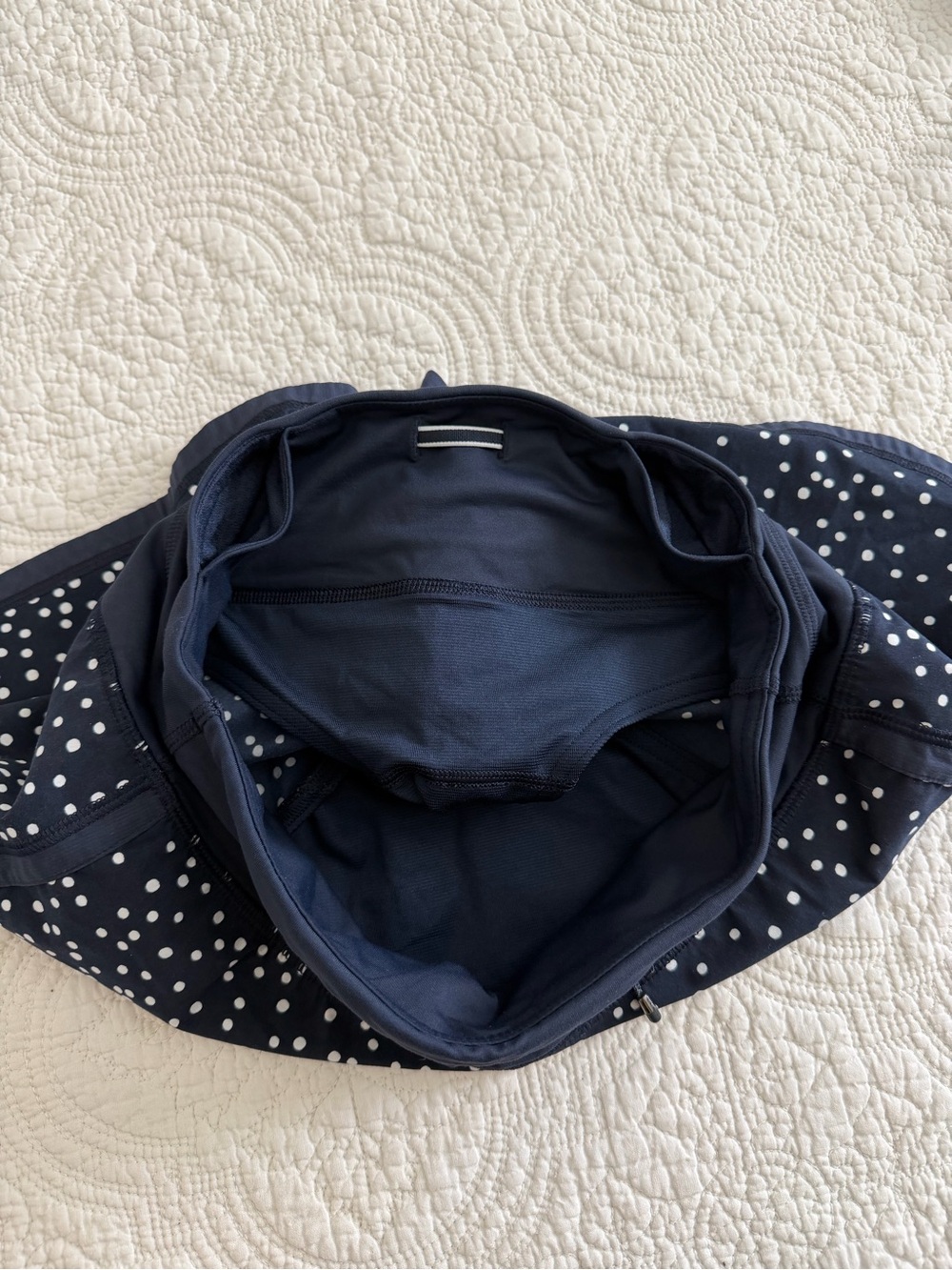 Lululemon Size 2 Navy Polka Dot 4in Inseam Groovy Running Shorts Workout Active - Picture 5 of 10